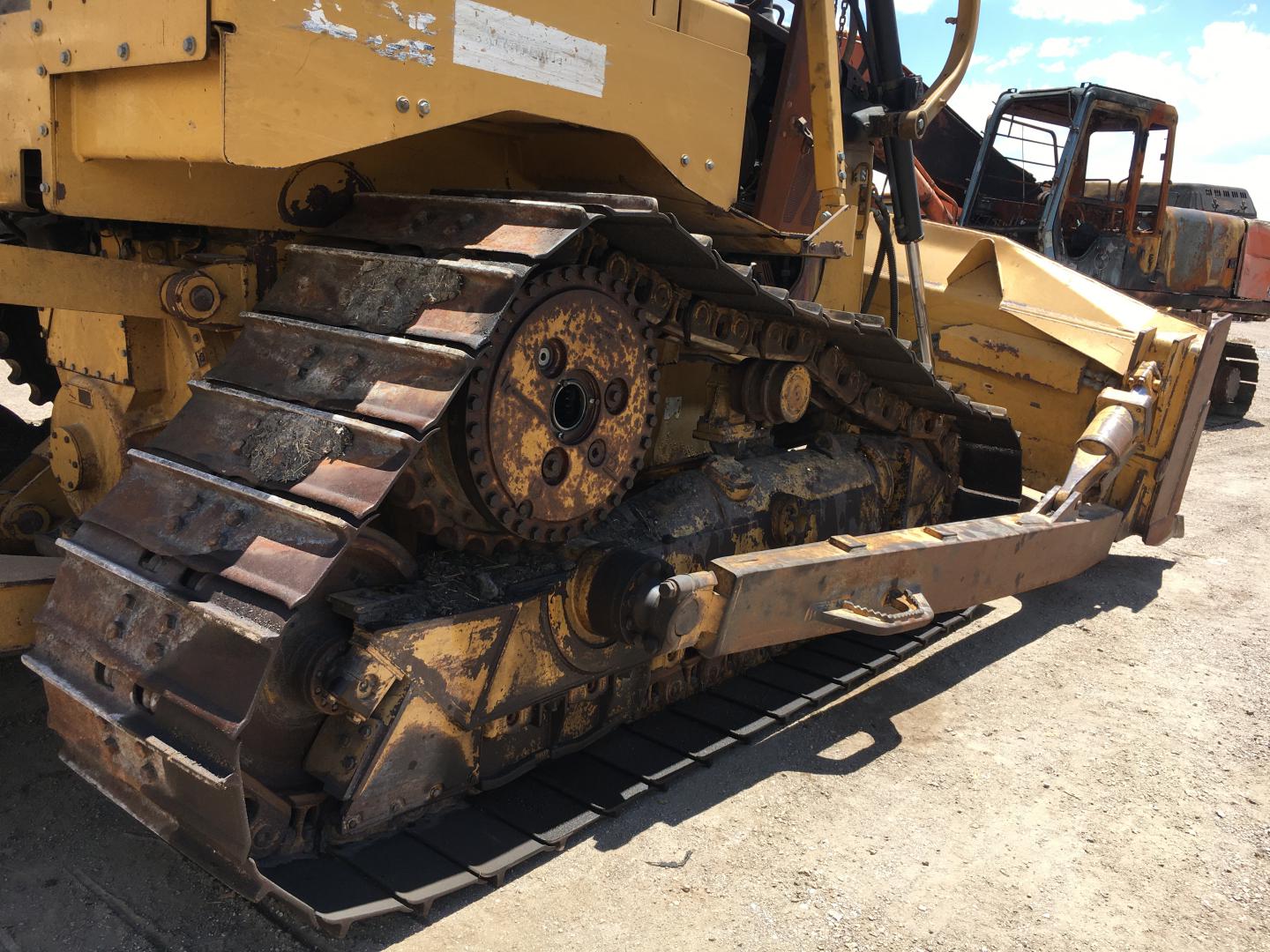 ./imagenes/INVOICE/2019/16932/TOPADOR FRONTAL D6T (7).JPG